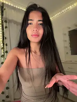 lina pink online show from May 2026 04:43:01 AM