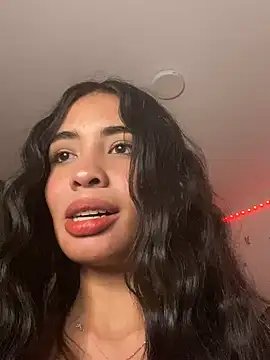 Snapshot of lina_pink chatting on December 2024 06:16:01 AM lina pink online show from December 2024 06:16:01 AM