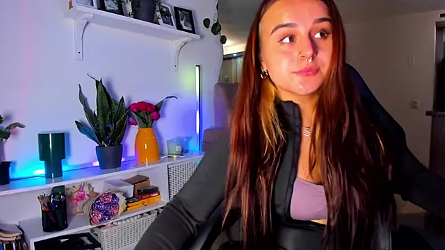 evy orange1 online show from April 2026 11:23:02 PM