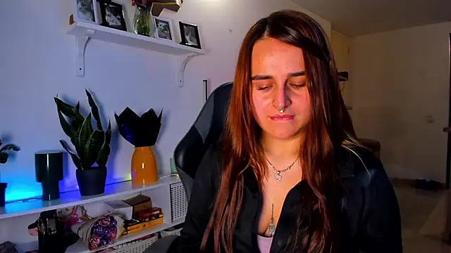 evy orange1 online show from April 2026 12:12:01 AM