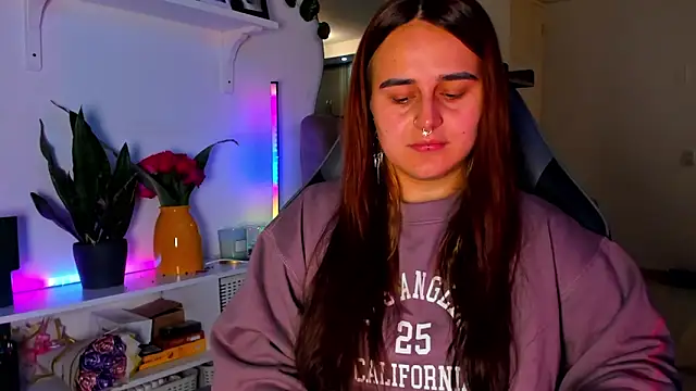 evy orange1 online show from March 2026 12:12:01 AM