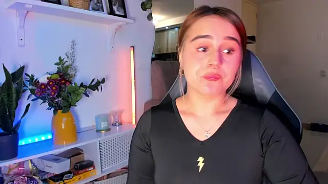 evy orange1 online show from March 2026 01:34:02 AM