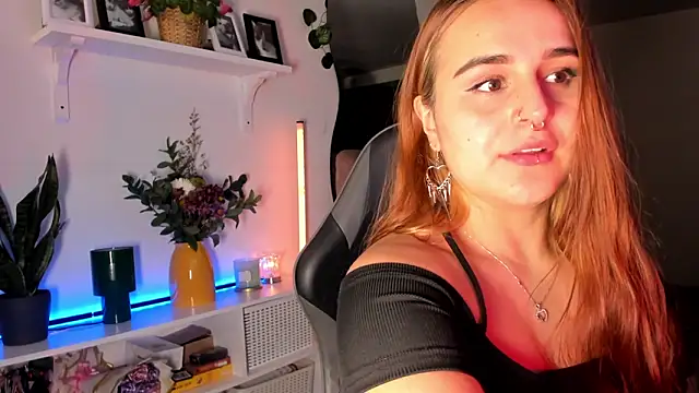 evy orange1 online show from March 2026 12:04:01 AM