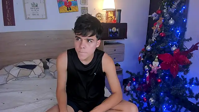 justinbiler online show from December 2025 12:30:03 PM