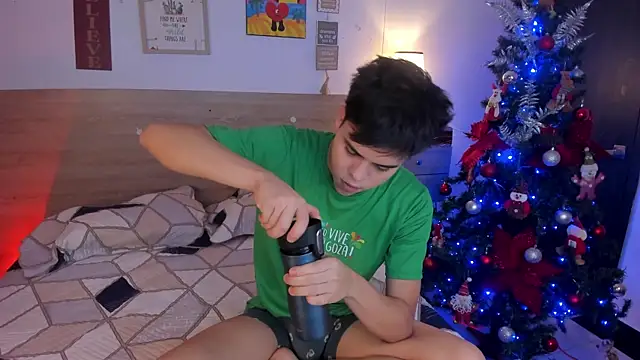 justinbiler online show from November 2025 12:44:02 PM