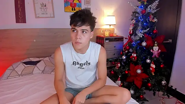 justinbiler online show from November 2025 12:32:02 PM