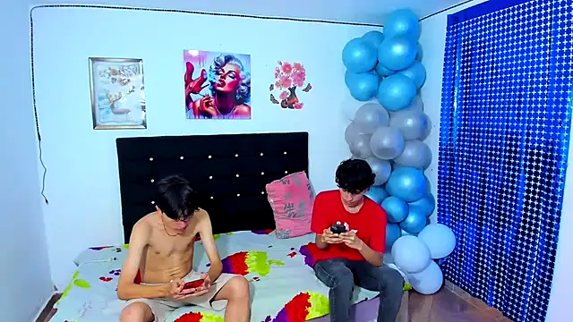 Alexander and Xiao online show from March 2025 09:02:02 PM