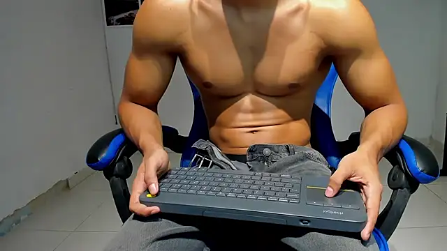 chriss jones1 online show from January 2026 10:04:01 PM