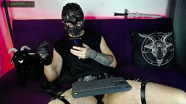 blckwolf 6 online show from March 2025 07:20:02 PM