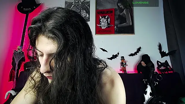 blckwolf 6 online show from October 2025 07:36:01 PM