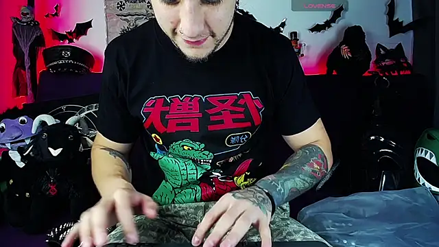 blckwolf 6 online show from October 2025 03:35:02 PM