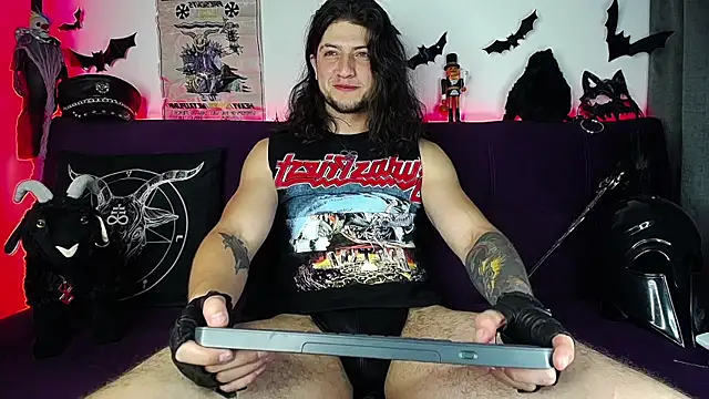 Snapshot of blckwolf_6 chatting on November 2025 10:25:02 PM blckwolf 6 online show from November 2025 10:25:02 PM