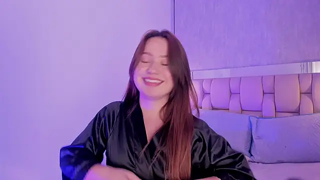 Roxie-Summers11 online show from February 2025 01:45:02 AM