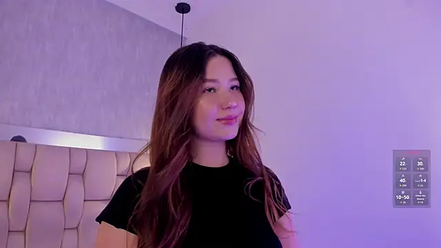Roxie-Summers11 online show from May 2026 04:14:01 PM
