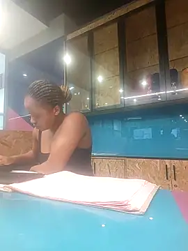 Snapshot of Sgeme325is chatting on February 2025 02:41:01 PM Sgeme325is online show from February 2025 02:41:01 PM