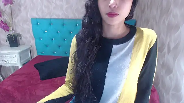 Snapshot of MadelineDoll chatting on March 2025 01:20:02 PM MadelineDoll online show from March 2025 01:20:02 PM