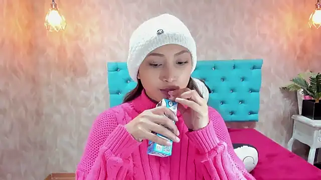 MadelineDoll online show from March 2026 02:18:01 PM