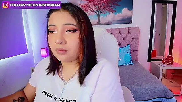 Snapshot of Emma_monserrat chatting on September 2025 07:42:02 PM Emma monserrat online show from September 2025 07:42:02 PM