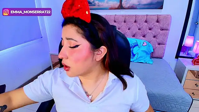 Snapshot of Emma_monserrat chatting on November 2025 06:19:02 PM Emma monserrat online show from November 2025 06:19:02 PM