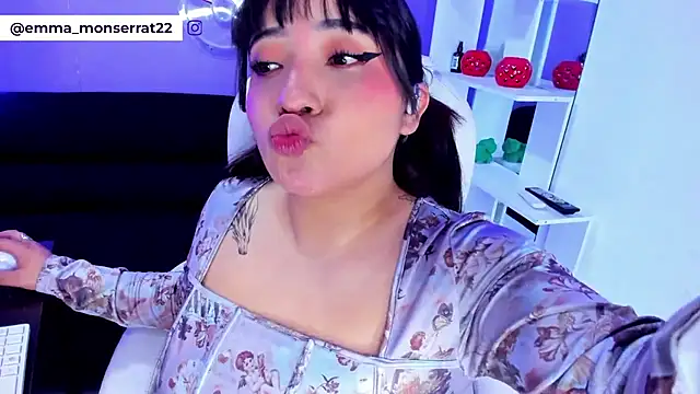 Emma monserrat online show from April 2026 11:12:01 AM