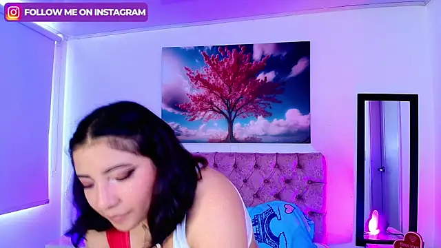 Snapshot of Emma_monserrat chatting on October 2025 07:47:01 PM Emma monserrat online show from October 2025 07:47:01 PM