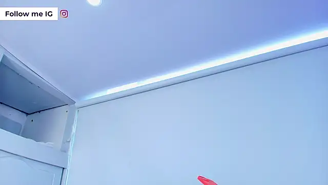 Emma monserrat online show from March 2026 07:52:01 PM