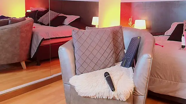 Snapshot of Kelly_Mature_ chatting on March 2025 02:27:01 AM Kelly Mature online show from March 2025 02:27:01 AM