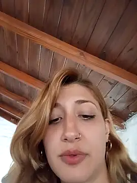 Viudanegraa online show from March 2026 01:46:01 PM