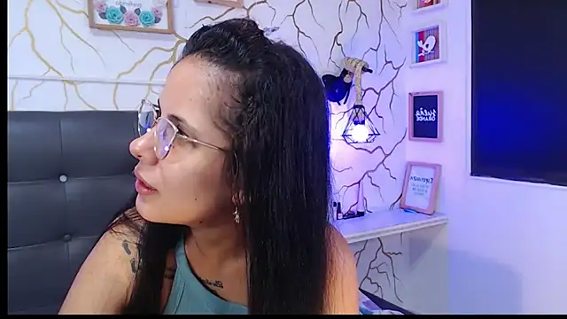 aixaangeels online show from March 2025 04:47:01 AM