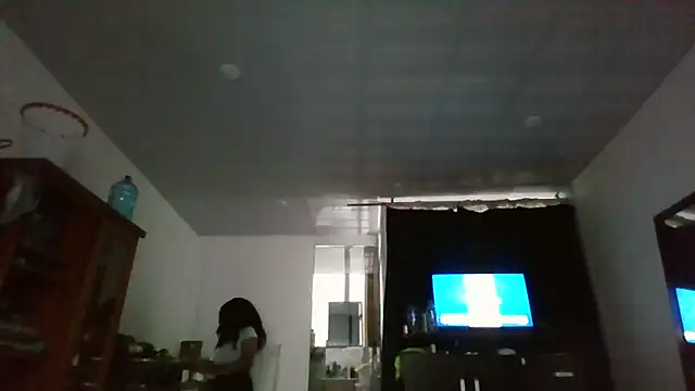 Snapshot of Ivon-09 chatting on October 2025 11:09:02 AM Ivon-09 online show from October 2025 11:09:02 AM