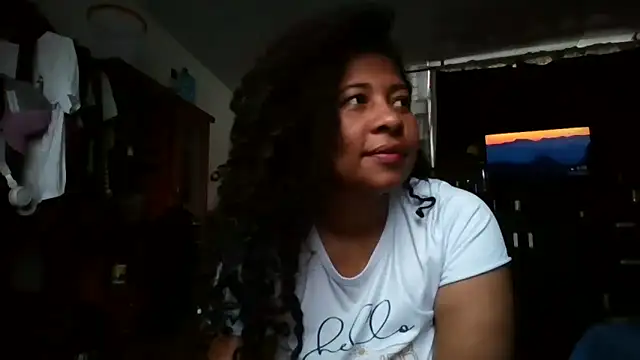 Snapshot of Ivon-09 chatting on October 2025 11:09:01 AM Ivon-09 online show from October 2025 11:09:01 AM