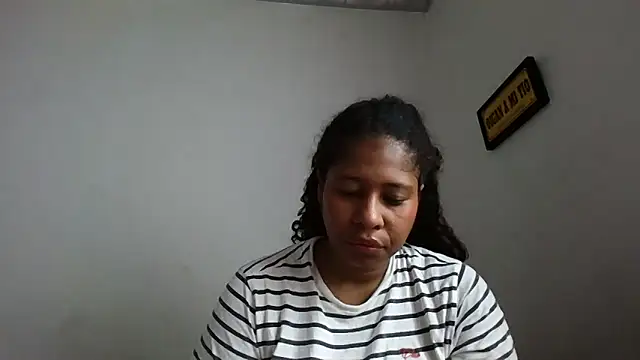 Ivon-09 online show from February 2026 12:48:01 PM