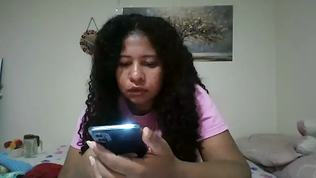 Ivon-09 online show from May 2026 12:27:02 PM