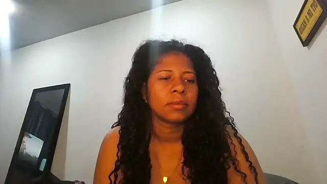 Ivon-09 online show from December 2025 11:15:01 AM