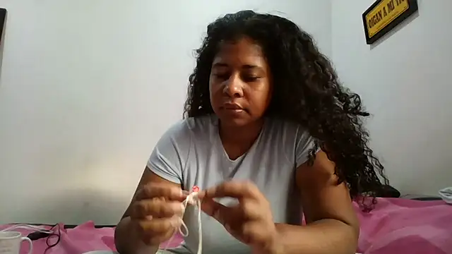 Ivon-09 online show from March 2026 12:20:01 PM