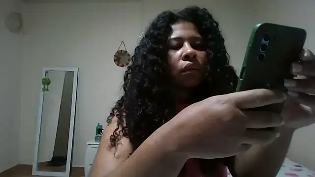 Ivon-09 online show from May 2026 11:54:02 AM