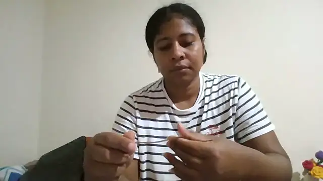 Ivon-09 online show from April 2026 02:46:01 PM