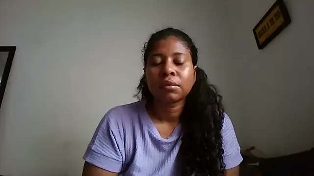 Ivon-09 online show from February 2026 12:51:02 PM