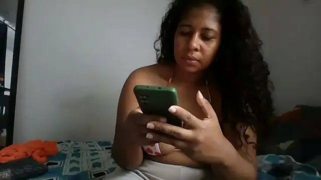 Ivon-09 online show from March 2026 01:14:01 PM