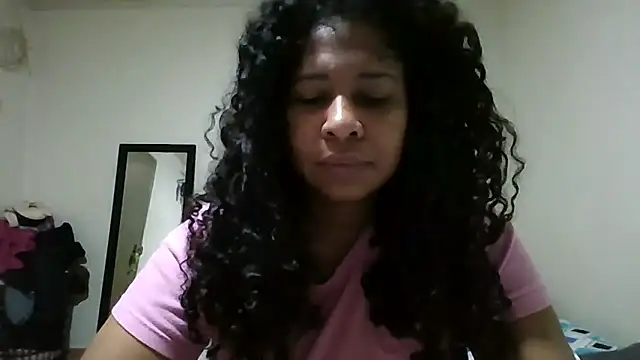 Ivon-09 online show from April 2026 01:29:01 PM