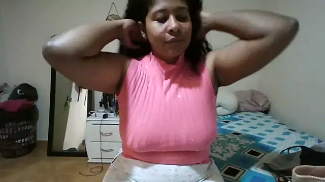 Ivon-09 online show from April 2026 04:26:01 PM
