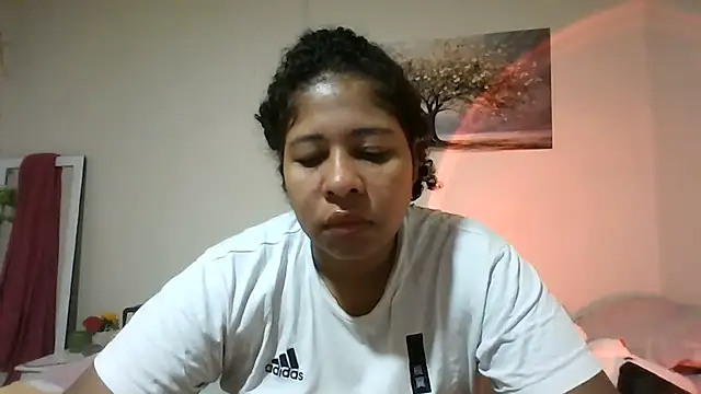 Ivon-09 online show from May 2026 12:22:02 PM
