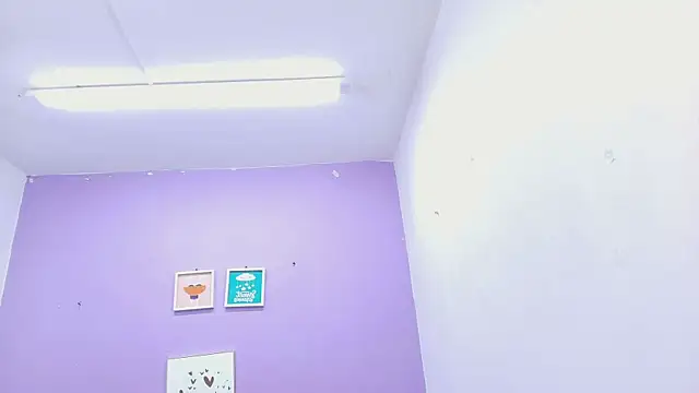 Snapshot of veronica_sinner_ chatting on March 2025 12:02:02 PM veronica sinner online show from March 2025 12:02:02 PM