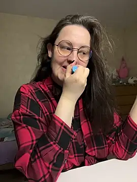 hungry1bunny online show from February 2026 05:48:01 PM