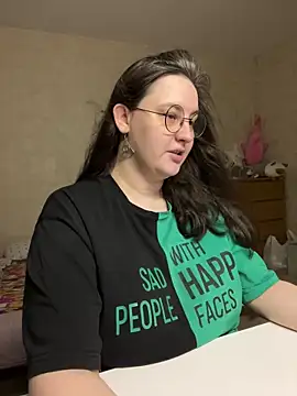 hungry1bunny online show from March 2026 06:02:01 PM