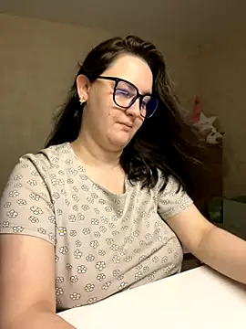 Snapshot of hungry1bunny chatting on November 2025 05:06:01 PM hungry1bunny online show from November 2025 05:06:01 PM