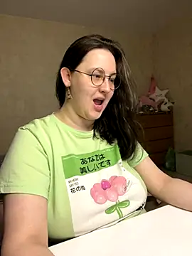 Snapshot of hungry1bunny chatting on October 2025 11:23:01 PM hungry1bunny online show from October 2025 11:23:01 PM