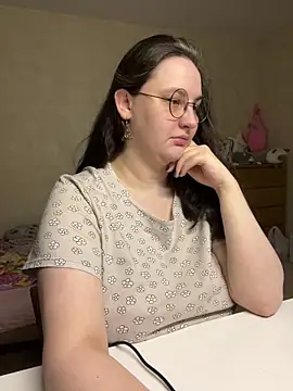 hungry1bunny online show from February 2026 09:36:02 PM