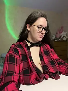 hungry1bunny online show from February 2025 06:01:02 PM