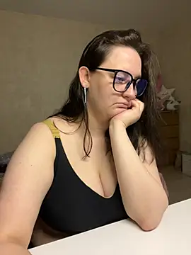 Snapshot of hungry1bunny chatting on October 2025 03:45:02 PM hungry1bunny online show from October 2025 03:45:02 PM